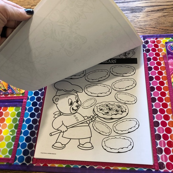 Lisa Frank Tikanni Tri-fold Portfolio Activity Folder - Picture 7 of 16